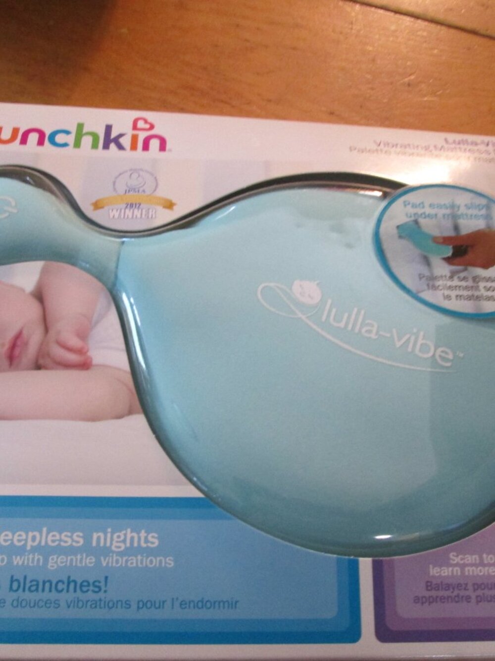 MUNCHKIN Lulla Vibe blue Mattress vibrating pad won the 2017 award - Picture 3 of 4